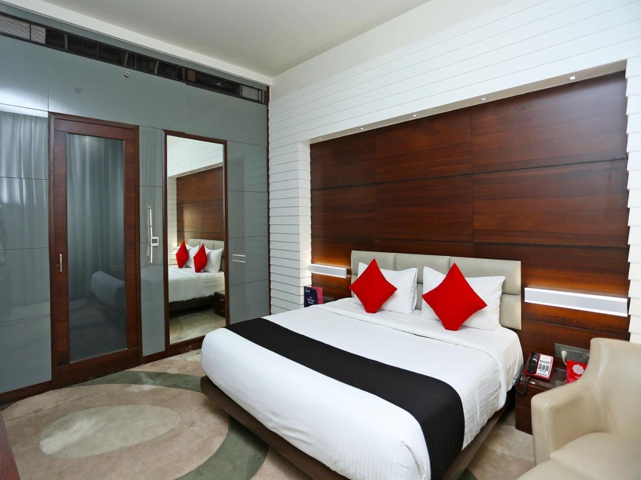 Golden Blossom Imperial Resorts Lucknow Exterior foto