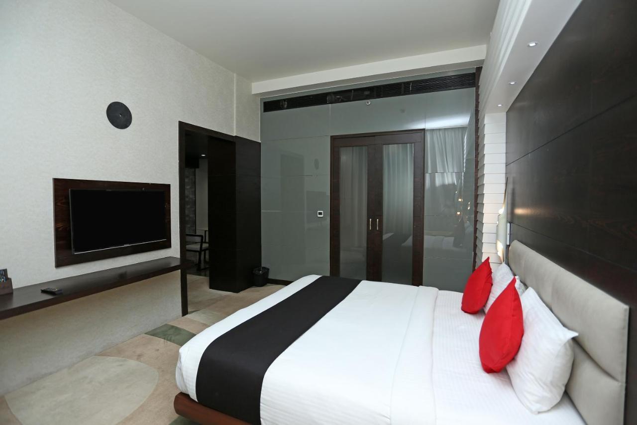 Golden Blossom Imperial Resorts Lucknow Exterior foto